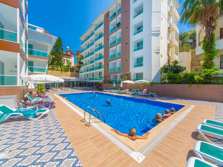 Kleopatra Atlas Hotel (+16)
